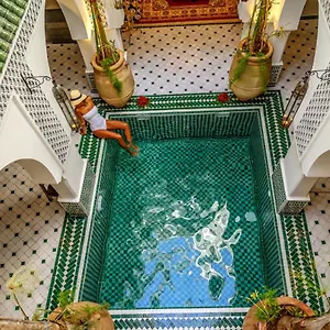 https://jemaa-elfna-square-riad.marrakeshhotelsmorocco.com